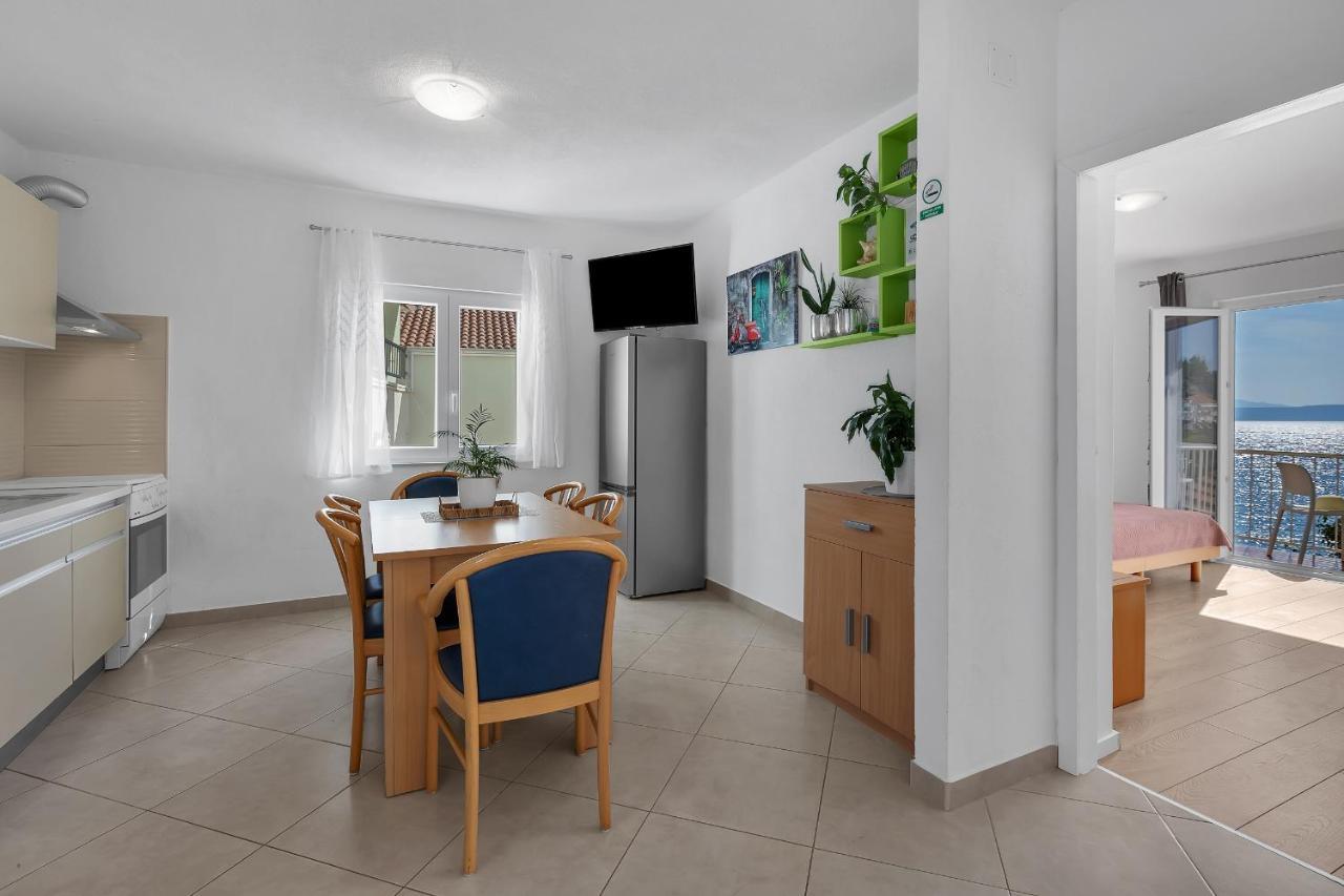 Apartments By The Sea Podgora, Makarska - 2596 외부 사진